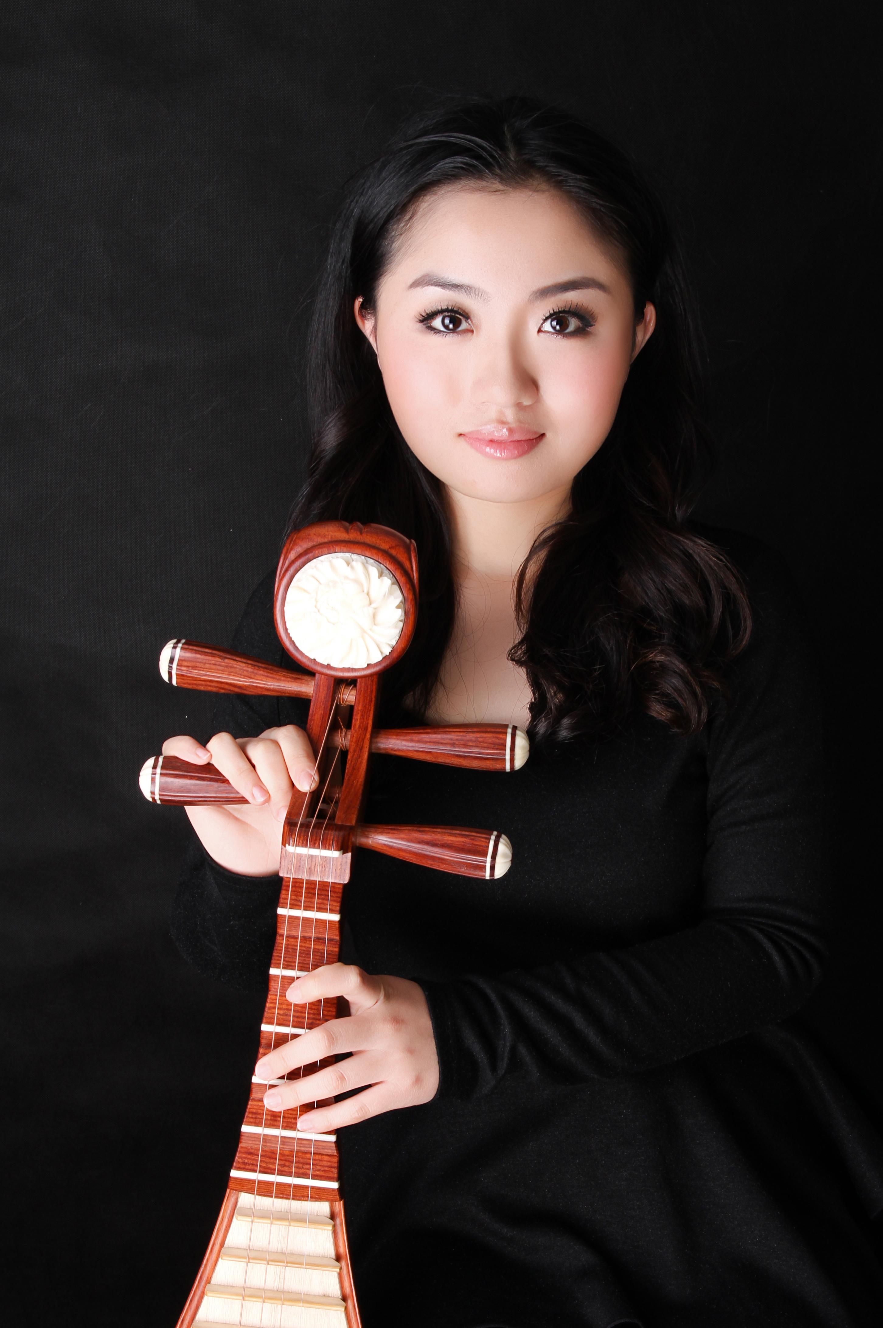 青年琵琶演奏家,上海音乐学院民乐系琵琶专业讲师.