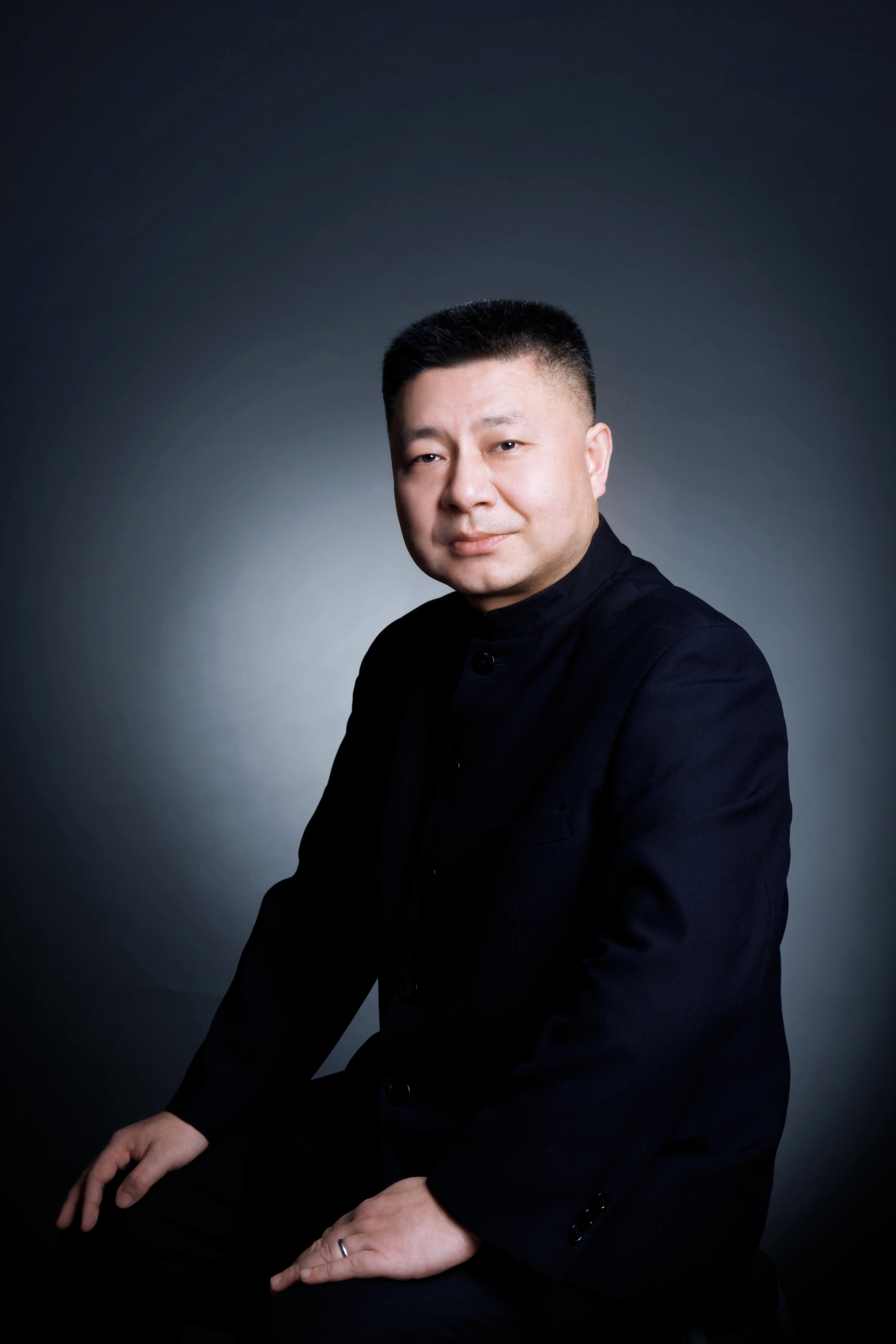 霍永刚, 二胡,板胡演奏家.